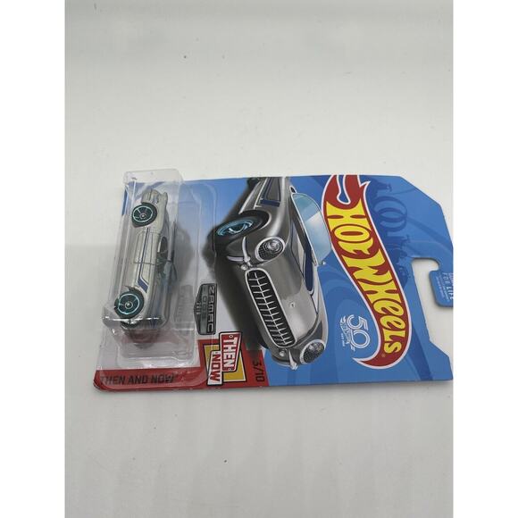 2018 Hot Wheels 50th Anniversary Then and Now '55 Chevy Corvette Silver - Picture 3 of 5